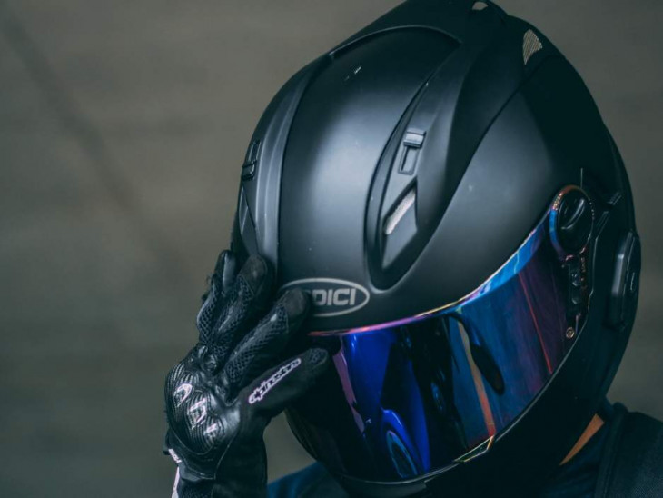 Casc moto top